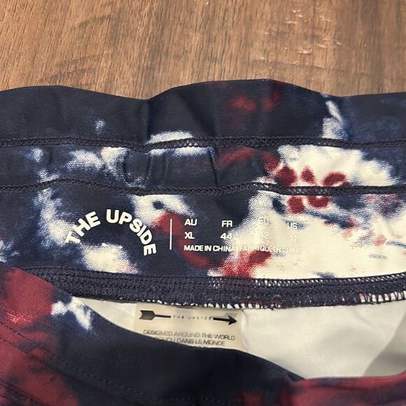 The Upside Tie Dye Athletic Leggings, Size 12 - Picture 6 of 8